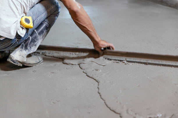 Best Concrete Driveway Installation in Iuka, MS